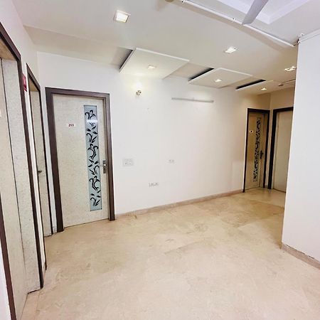 Hotel Park Pride Pitampura New Delhi, Couple Friendly Exterior photo
