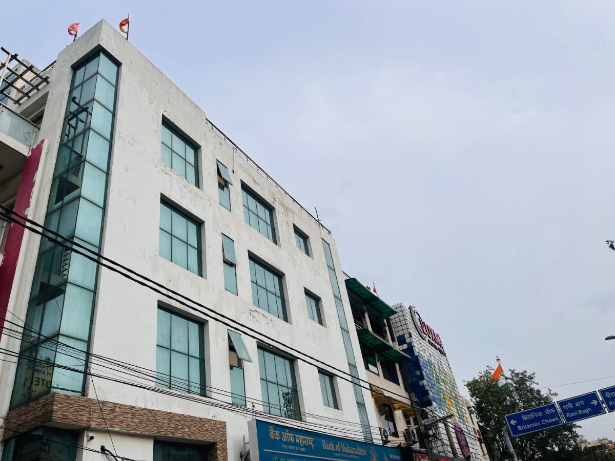 Hotel Park Pride Pitampura New Delhi, Couple Friendly Exterior photo