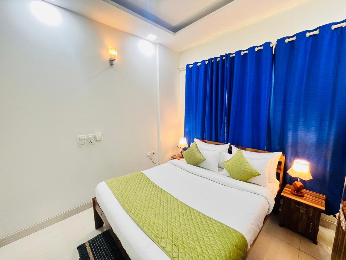 Hotel Park Pride Pitampura New Delhi, Couple Friendly Exterior photo