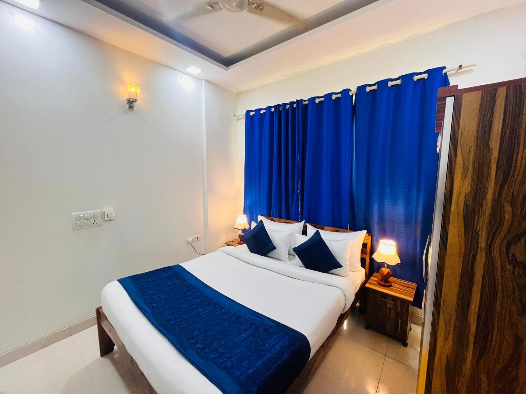 Hotel Park Pride Pitampura New Delhi, Couple Friendly Exterior photo